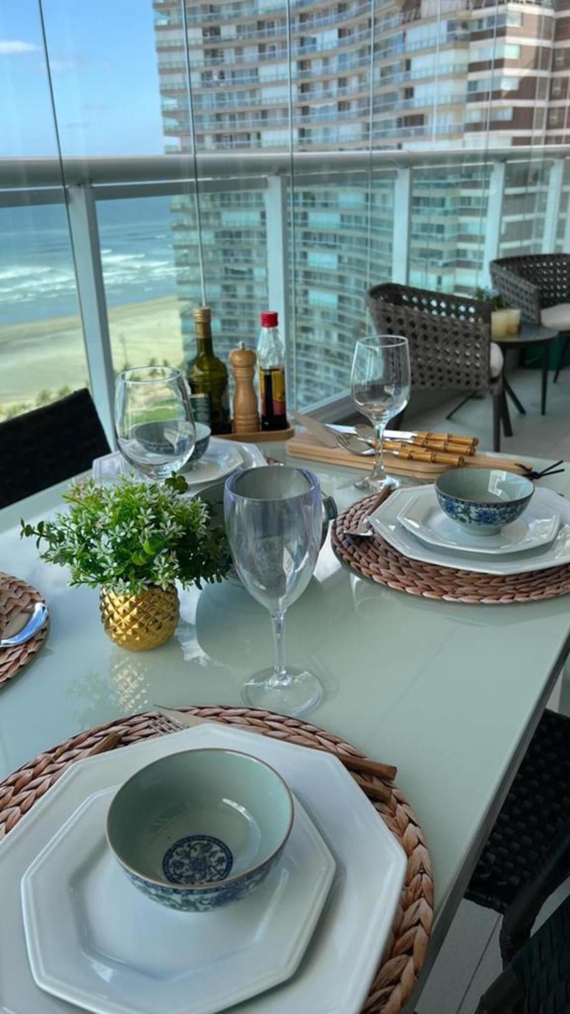 Apto Top Com Vista Pro Mar Em Condominio Completo Em Frente A Praia! Santos  Exterior photo